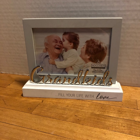 Malden International Designs Grandkids Picture Frame Gray White 5.5” x 3.5” - Picture 1 of 6